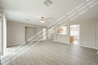 19407 E Canary Way in Queen Creek, AZ - Building Photo - Building Photo