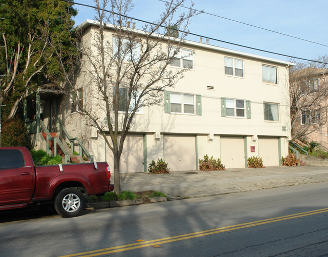 1425-1431 Lincoln Ave in San Rafael, CA - Building Photo - Building Photo