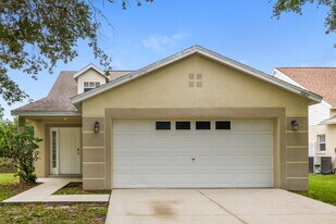 7003 50th Ave E in Palmetto, FL - Building Photo