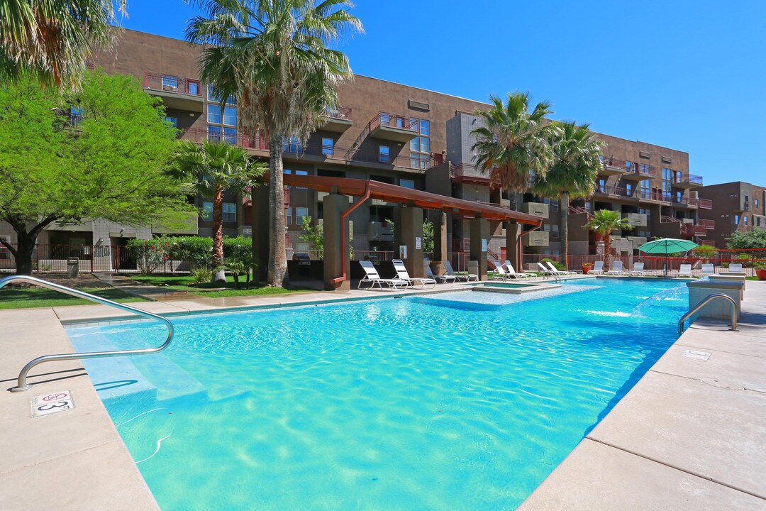 The Seasons in Tucson, AZ - Foto de edificio