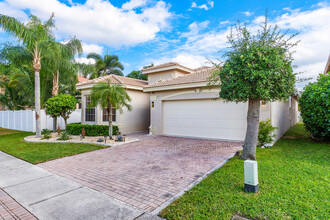 5522 Mainship Dr in Greenacres, FL - Building Photo - Building Photo