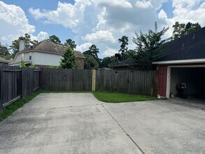 16602 N Quadrant Ct in Crosby, TX - Building Photo - Building Photo