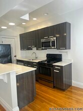 117 Park Dr in Boston, MA - Building Photo - Building Photo