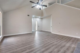 829 Foxridge Dr in Arlington, TX - Building Photo - Building Photo