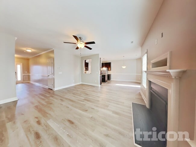 37 Pedley Pl in Cameron, NC - Foto de edificio - Building Photo