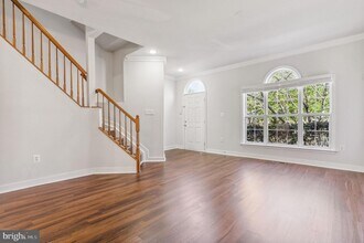 6067 Ticket Way in Woodbridge, VA - Building Photo - Building Photo