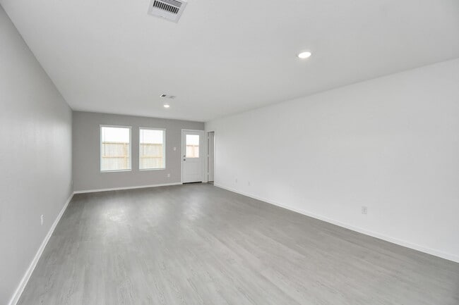 property at 1034 Gentle Nook Dr