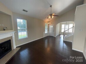 221 Spring Gardens Drive in Belmont, NC - Building Photo - Building Photo