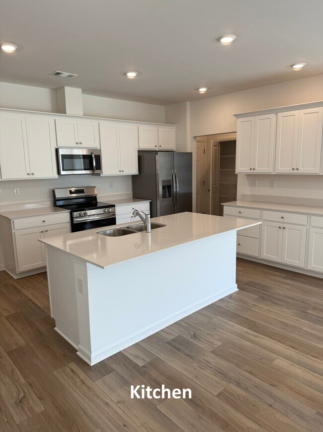 208 Overton Dr in Perry, GA - Building Photo - Building Photo