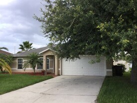 4232 Settlers Ct in St. Cloud, FL - Building Photo