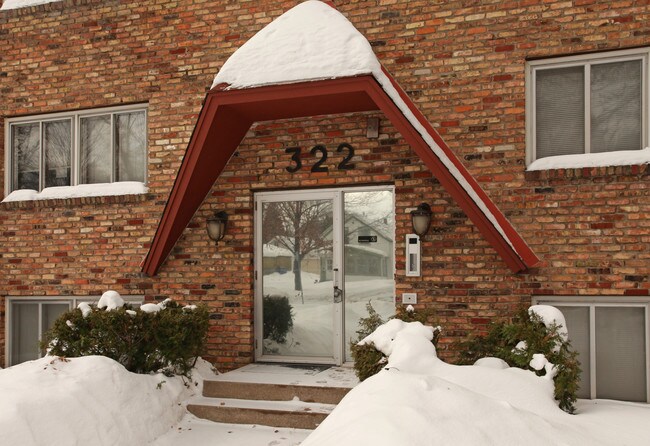 322 2nd St NE in Minneapolis, MN - Building Photo - Building Photo