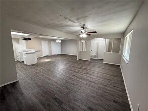 1108 Glen Park Dr in Dallas, TX - Building Photo - Building Photo