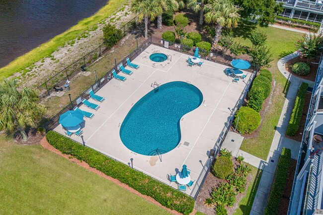 property at 1850 Colony Dr