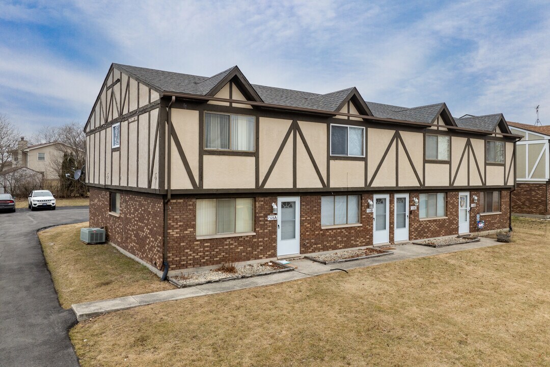 Merrillville 4 Plexes in Merrillville, IN - Building Photo