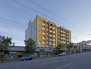 Shon Yee Place in Vancouver, BC - Building Photo - Building Photo