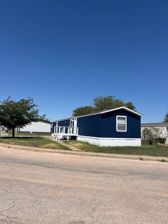 49 Paradise Ave in Odessa, TX - Foto de edificio