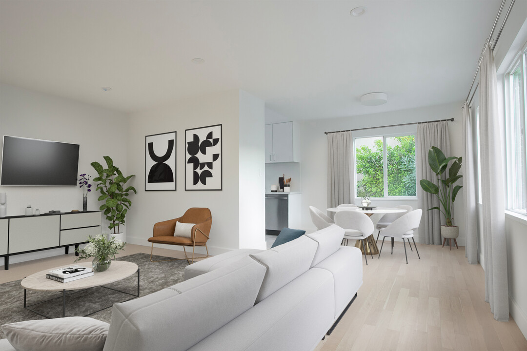 1046 N Sierra Bonita Ave in West Hollywood, CA - Building Photo
