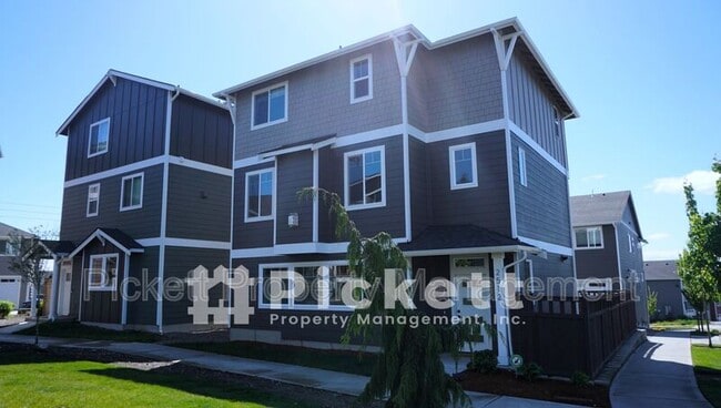 property at 2512 Zeeden Way