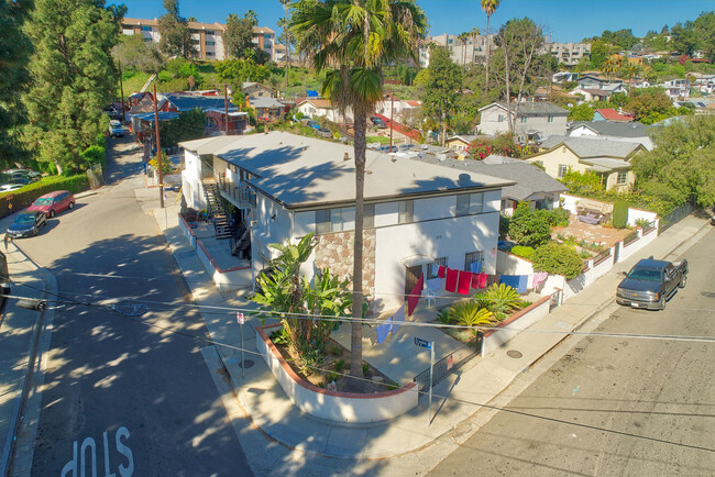 1901 Branden St in Los Angeles, CA - Building Photo - Building Photo