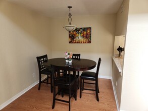 3311 Haviland Ct in Palm Harbor, FL - Foto de edificio - Building Photo