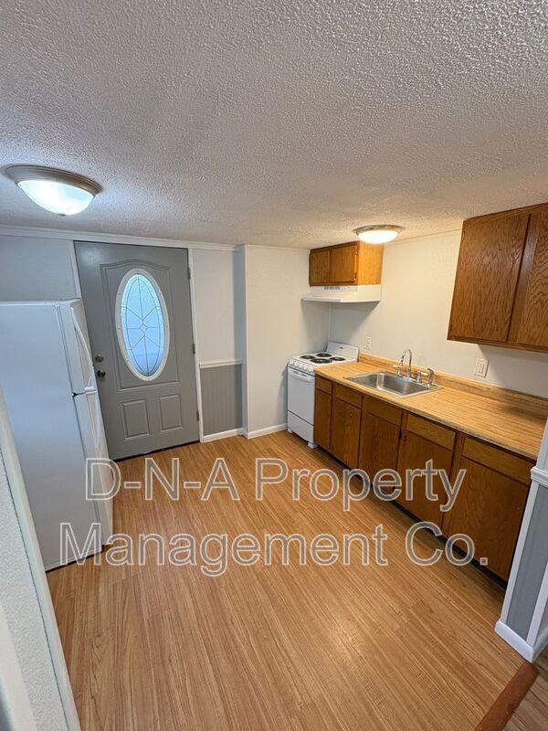 219 Joy Glen in Sciota, PA - Building Photo - Building Photo
