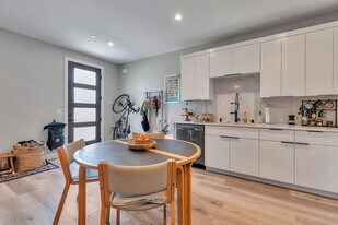 1626 Fourth St in Livermore, CA - Building Photo