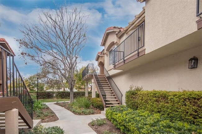 29 Blue Oak, Unit 95 in Rancho Santa Margarita, CA - Building Photo - Building Photo