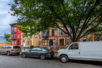 54 Martense St in Brooklyn, NY - Building Photo - Building Photo