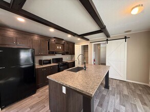 12400 Creekview Ave in Romeo, MI - Building Photo - Building Photo