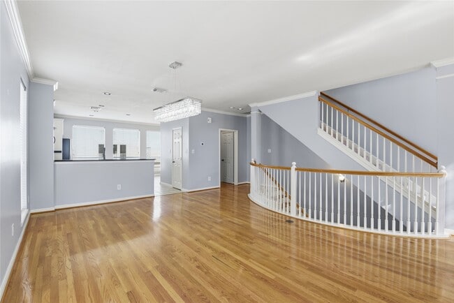 property at 1314 W Webster St