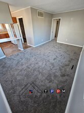 1011 18th St SW in Cedar Rapids, IA - Foto de edificio - Building Photo