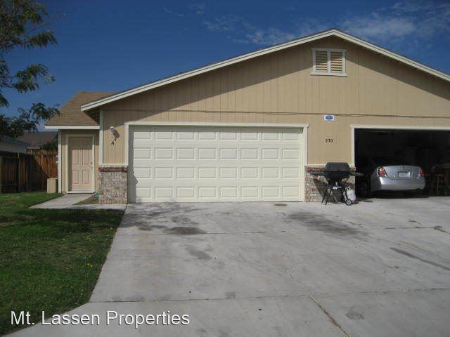 545 Howard Ct in Susanville, CA - Foto de edificio