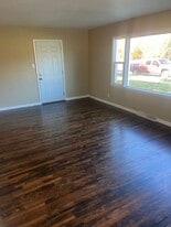 6615 W Keefe Avenue Pky in Milwaukee, WI - Building Photo