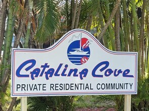 14521 Catalina Cir in Seminole, FL - Building Photo - Building Photo