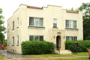 63 Williams St Apartments