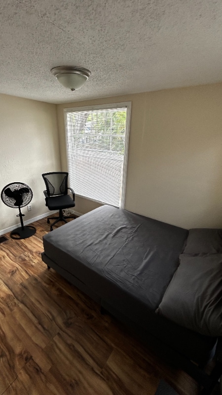 1104 E Genesee St in Tampa, FL - Building Photo - Building Photo