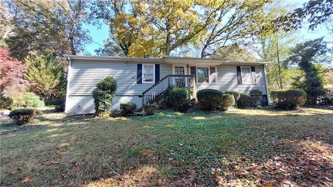 6011 Blackhawk Ct SE in Mableton, GA - Building Photo - Building Photo