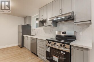 459 Palmerston Blvd in Toronto, ON - Building Photo - Building Photo