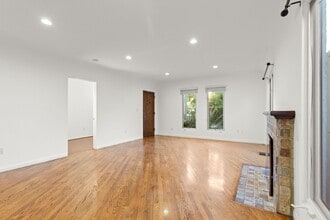 900 Havenhurst Dr in West Hollywood, CA - Building Photo - Building Photo
