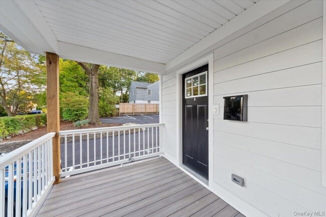 231 Sixth Ave in Pelham, NY - Building Photo - Building Photo