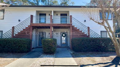 1507 Military Cutoff Rd in Wilmington, NC - Building Photo - Building Photo