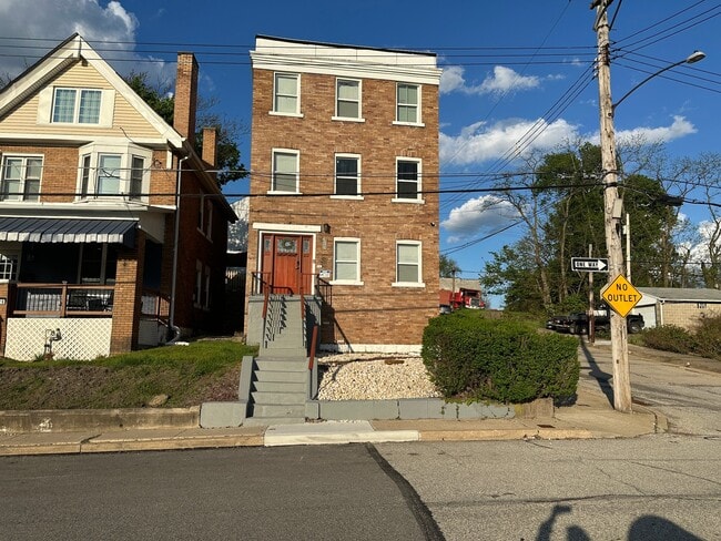 property at 526 Junilla St