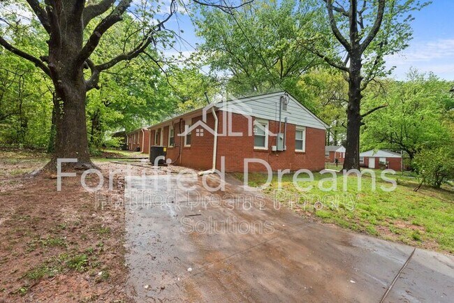 420 Hobson St in High Point, NC - Building Photo - Building Photo