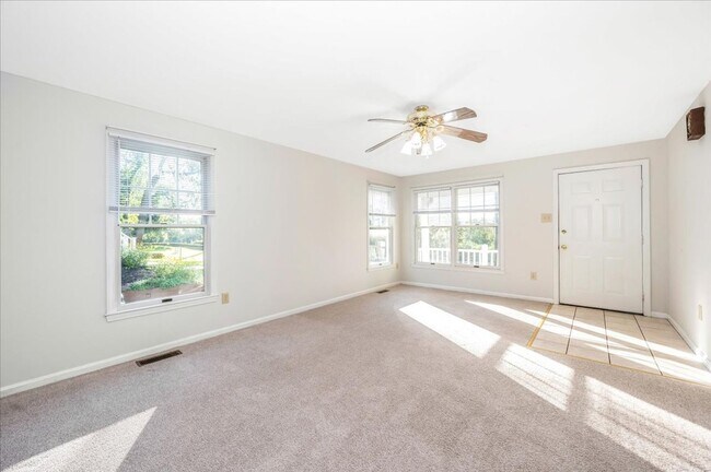 3858 Clay St in Point Of Rocks, MD - Building Photo - Building Photo