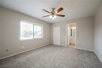 133 SE 25th Ln in Cape Coral, FL - Building Photo - Building Photo