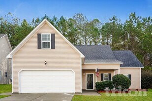 633 Prickly Pear Dr in Fuquay Varina, NC - Building Photo