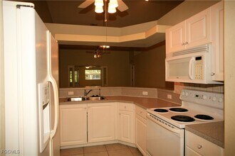 606 SE 6th Terrace in Cape Coral, FL - Foto de edificio - Building Photo