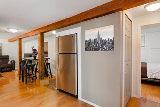 1265 19th Av E in Vancouver, BC - Building Photo - Building Photo