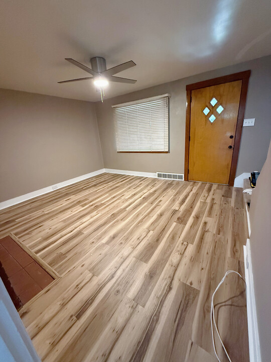 3421 Rebecca St in Munhall, PA - Building Photo