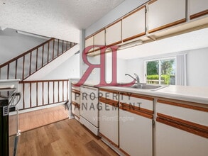 6678 Manring Ct in Reynoldsburg, OH - Building Photo - Building Photo